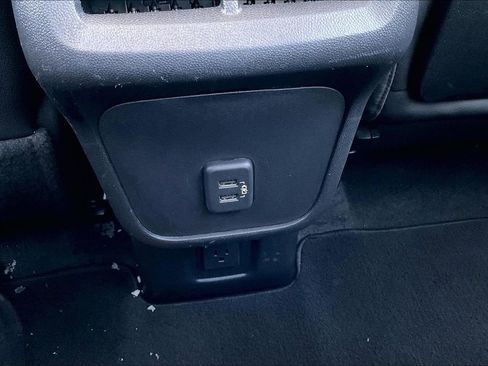 Used 2024 GMC Terrain Denali image 12