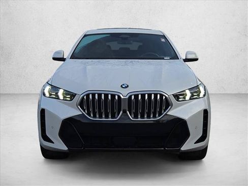 Used 2024 BMW X6 xDrive40i w/ Executive Package AWD/4WD image 2