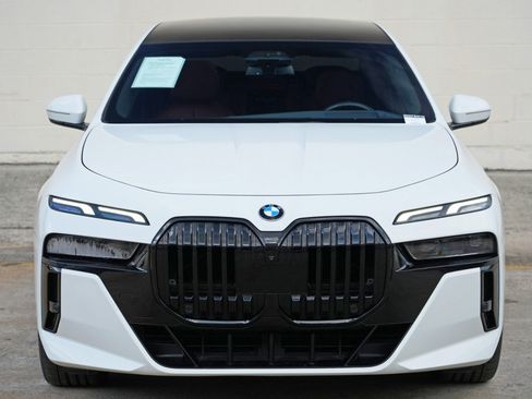 Used 2023 BMW 740i RWD image 49