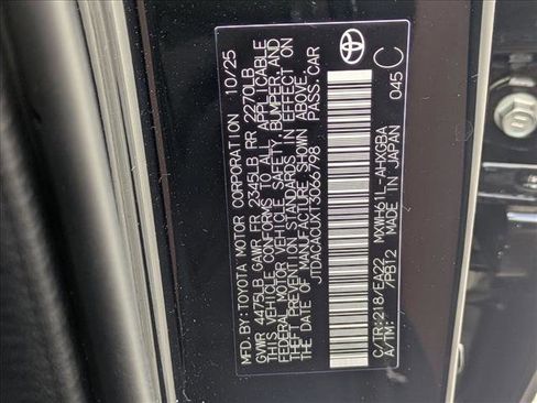 New 2026 Toyota Prius Plug-In Hybrid image 16