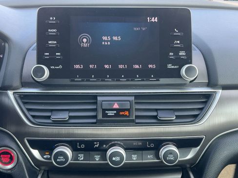 Used 2018 Honda Accord LX image 23