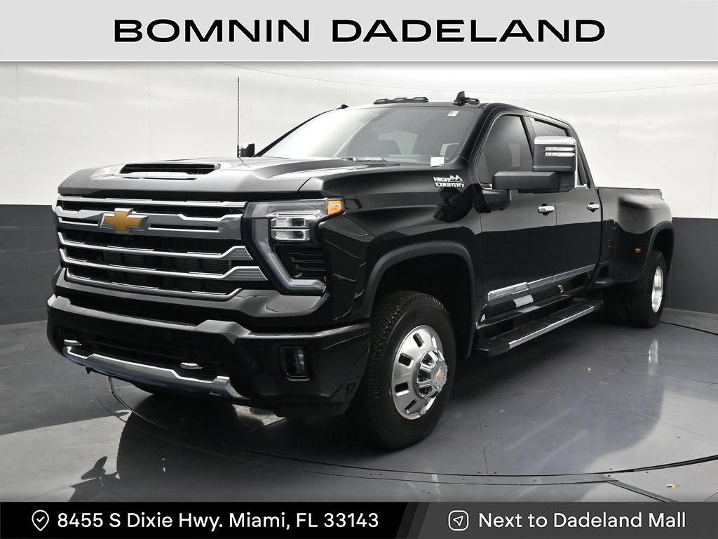 Used 2026 Chevrolet Silverado 3500 High Country w/ High Country Premium Package AWD/4WD image 1