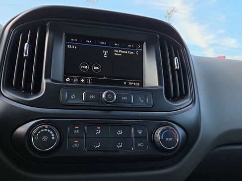 Used 2019 Chevrolet Colorado W/T w/ WT Convenience Package AWD/4WD image 26
