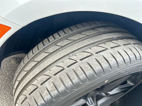 Used 2016 Chevrolet Camaro SS image 31