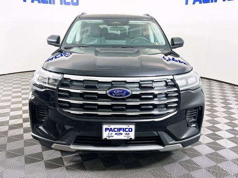 Used 2026 Ford Explorer Active image 3