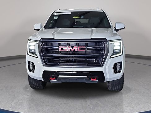 Used 2024 GMC Yukon XL AT4 w/ AT4 Premium Package AWD/4WD image 2
