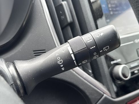 Certified 2023 Subaru Impreza 2.0i AWD/4WD image 17
