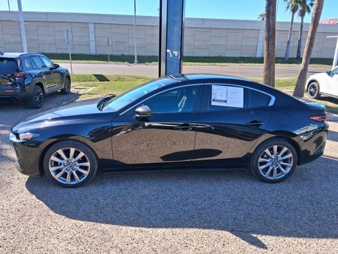 Used 2023 MAZDA MAZDA3 s image 4
