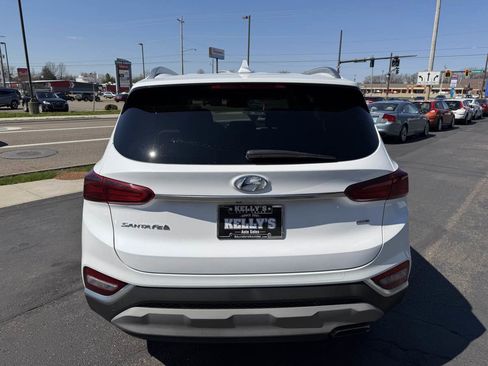 Used 2019 Hyundai Santa Fe SEL w/ Cargo Package image 4