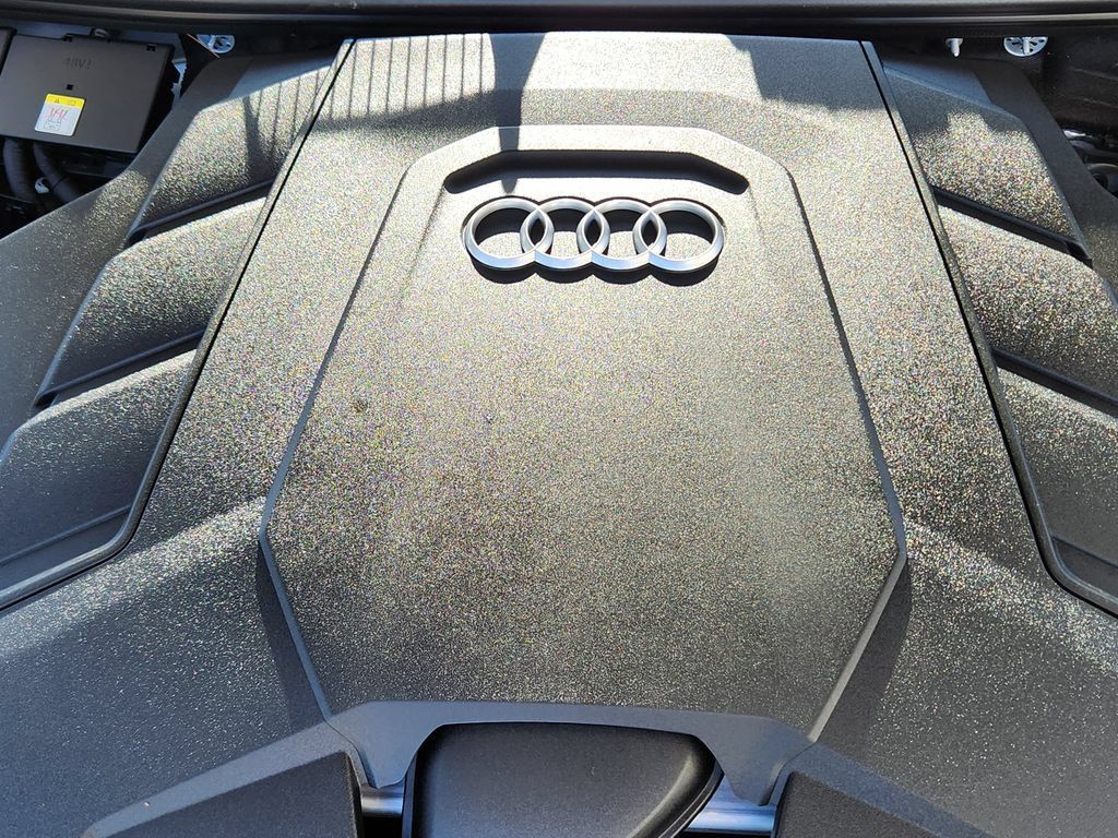 Used 2022 Audi Q8 Premium Plus AWD/4WD image 15