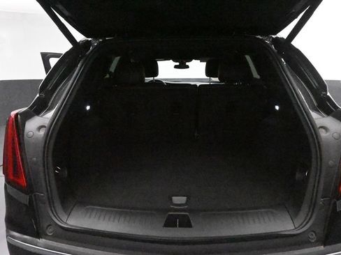 Used 2025 Cadillac XT5 Luxury FWD image 15