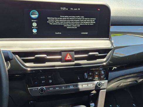 Certified 2025 Kia Seltos S FWD image 21