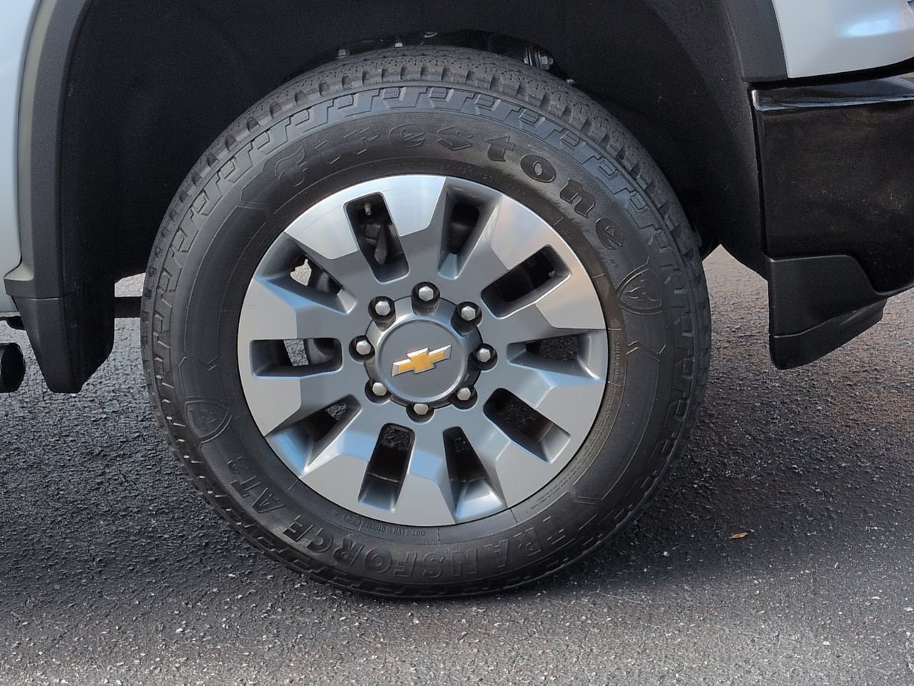 Used 2023 Chevrolet Silverado 2500 Custom w/ Custom Value Package AWD/4WD image 11