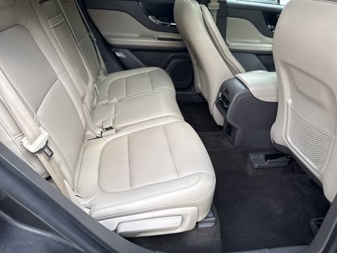 Used 2020 Lincoln Corsair FWD w/ Premium Package image 15