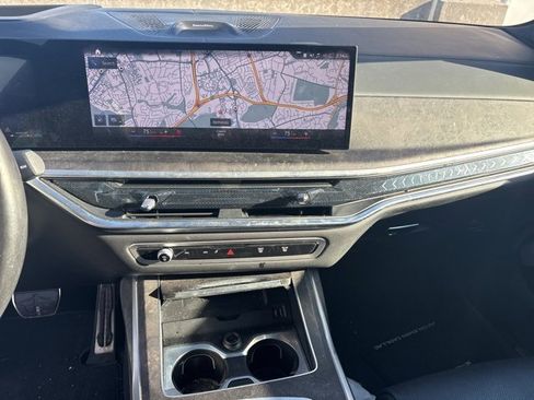 Used 2023 BMW X7 xDrive40i w/ Executive Package image 6