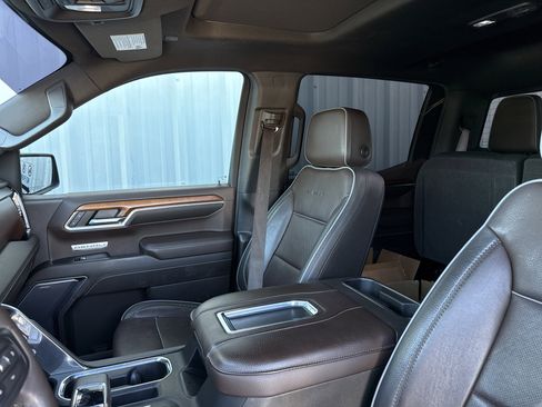 Used 2022 GMC Sierra 1500 Denali w/ Denali Reserve Package image 15