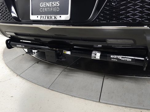 Used 2025 Genesis GV70 2.5T w/ Select Package AWD/4WD image 11