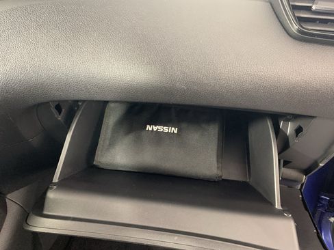 Used 2020 Nissan Rogue Sport S FWD image 40