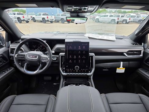 New 2026 GMC Yukon Elevation w/ Elevation Premium Package AWD/4WD image 18