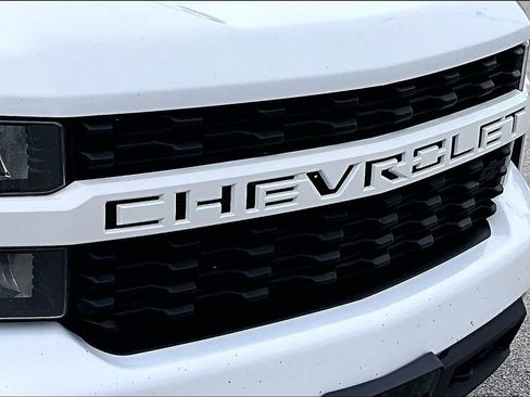 Used 2021 Chevrolet Silverado 1500 Custom w/ LPO, Dark Essentials Package AWD/4WD image 30