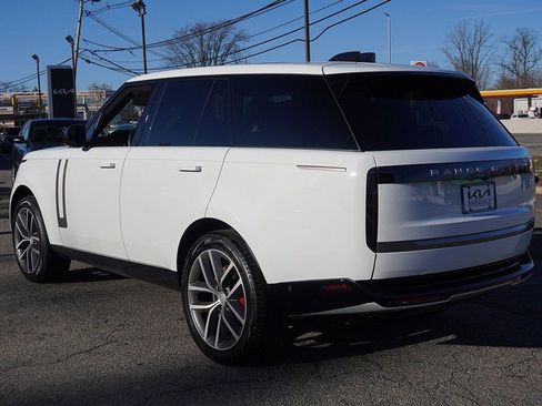 Used 2025 Land Rover Range Rover SE AWD/4WD image 12