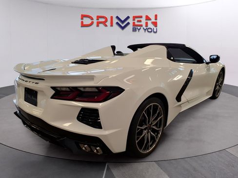 New 2026 Chevrolet Corvette Stingray Premium Conv w/ Z51 Performance Package RWD image 8