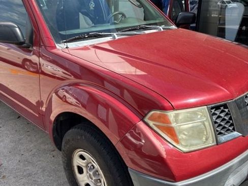 Used 2007 Nissan Frontier XE w/ Preferred Pkg image 2