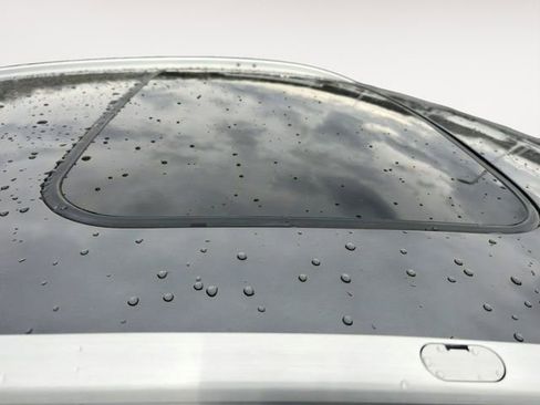 Used 2017 Honda HR-V EX-L image 10