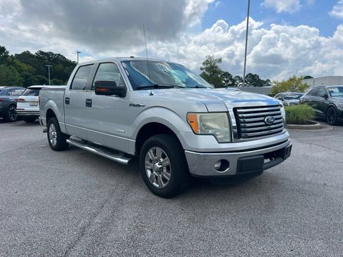 Used 2011 Ford F150 XLT w/ XLT Chrome Pkg RWD image 3