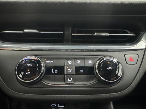 Used 2026 Buick Envista Preferred FWD image 17