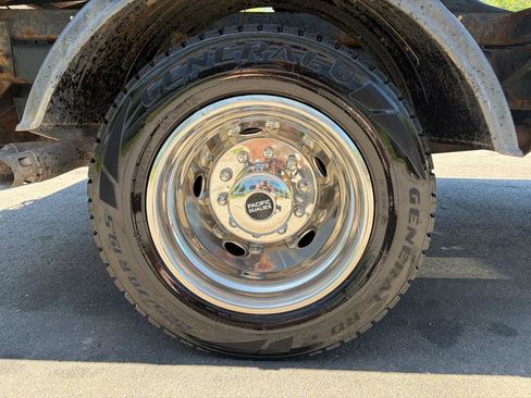 Used 2018 Ford F550 4x4 Regular Cab Super Duty image 18