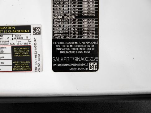 Used 2022 Land Rover Range Rover Long Wheelbase SE image 55