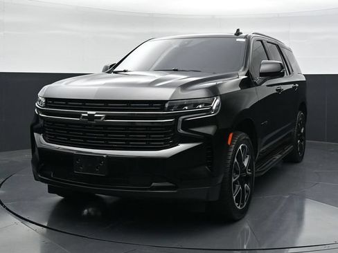 Used 2022 Chevrolet Tahoe RST w/ Luxury Package AWD/4WD image 5