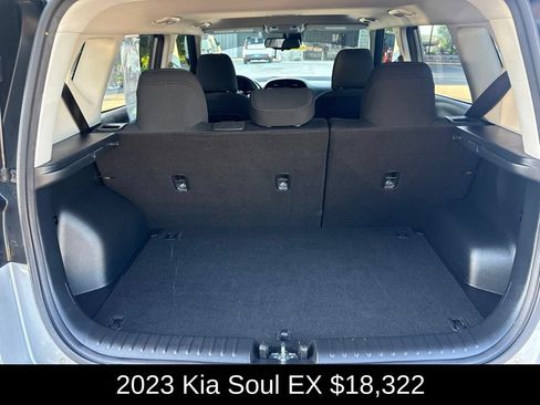 Used 2023 Kia Soul EX FWD image 15