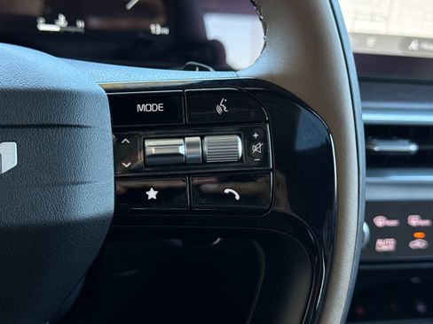 New 2026 Kia Sorento SX Prestige w/ Olive Brown Leather Package image 30