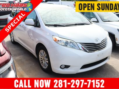 Used 2014 Toyota Sienna XLE w/ XLE Premium Package