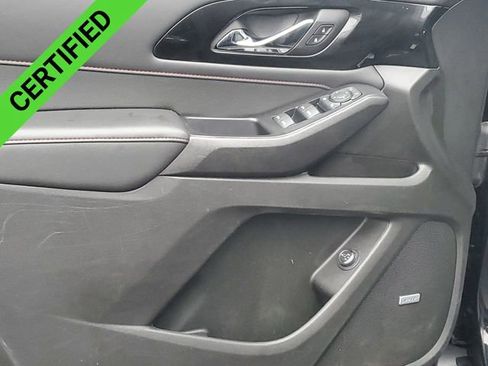 Certified 2022 Chevrolet Traverse RS image 23