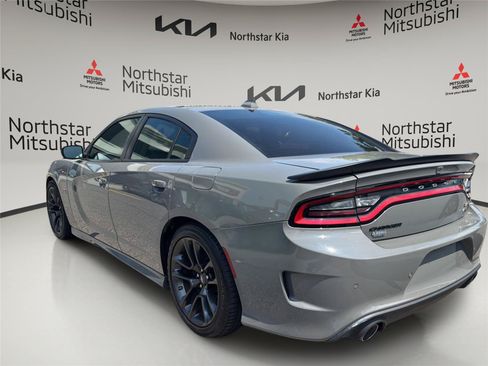 Used 2023 Dodge Charger Scat Pack w/ Navigation & Travel Group RWD image 4