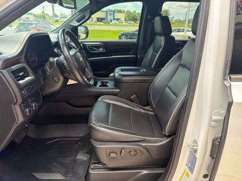 Used 2021 Chevrolet Suburban Premier AWD/4WD image 13
