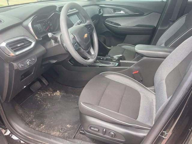 Used 2023 Chevrolet TrailBlazer LT FWD image 9