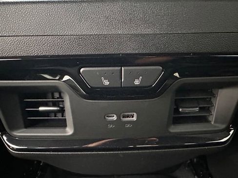 New 2026 GMC Sierra 2500 AT4 w/ AT4 Premium Plus Package image 20