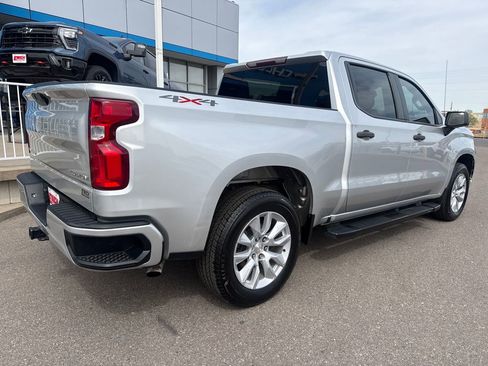 Used 2022 Chevrolet Silverado 1500 Custom w/ Safety Confidence Package image 5