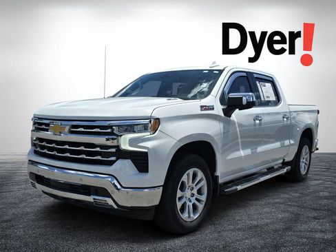 Used 2022 Chevrolet Silverado 1500 LTZ w/ LTZ Premium Package AWD/4WD image 9