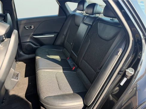 Used 2025 Kia K4 GT-Line FWD image 16