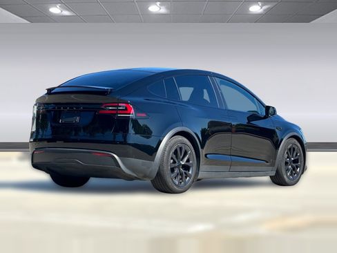 Used 2024 Tesla Model X AWD/4WD image 8