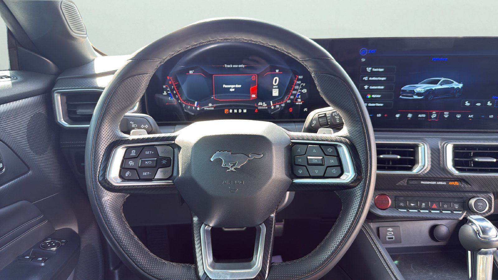 Used 2025 Ford Mustang GT Premium RWD image 14