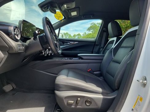 Used 2024 Chevrolet Blazer EV LT AWD/4WD image 24