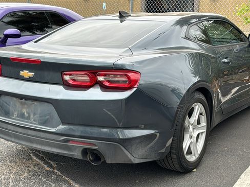 Used 2021 Chevrolet Camaro LT image 5