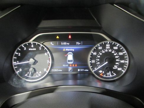 Used 2023 Nissan Murano SV image 27