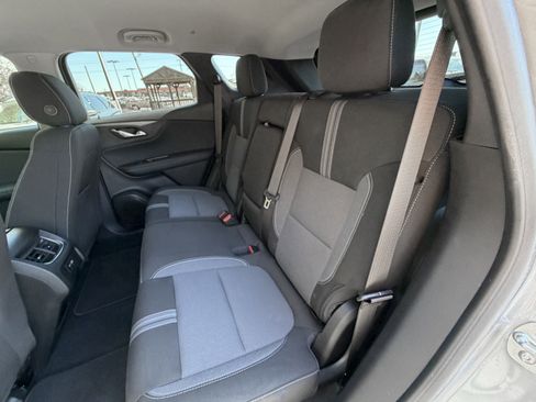Used 2024 Chevrolet Blazer LT w/ Convenience Package image 16